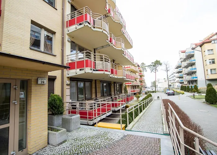 Baltic - Zdrojowa Апартаменты *